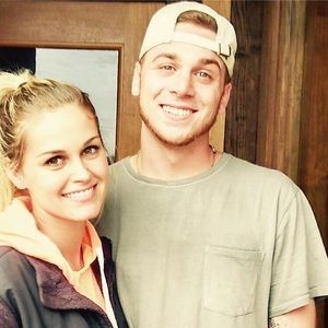 Meet your Posher, Travis